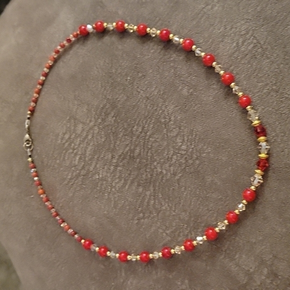 𝅺HANDMADE Red Coral Gold Swarovski Crystal Beaded Valentine's Necklace - Picture 8 of 9